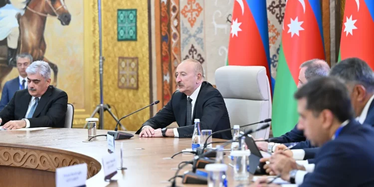 Prezident İlham Əliyev Qırğızıstana Qarabağın bərpasına verdiyi dəstəyə görə təşəkkür edib