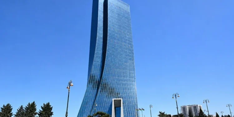 Son bir ildə ən çox qida məhsulları bahalaşıb
