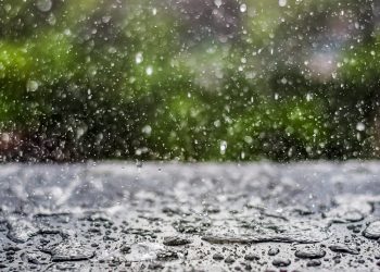 FHN-dən hava xəbərdarlığı: Sel, güclü külək və ildırım təhlükəsi