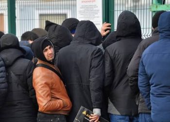 Rusiyada miqrantlarla bağlı tələblər daha da sərtləşdirildi