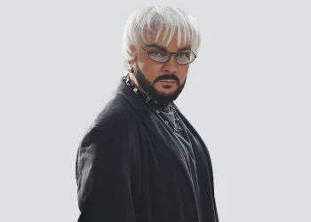 Filipp Kirkorov 6,1 milyon dollarlıq villasını cəmi 100 dollara satdı
