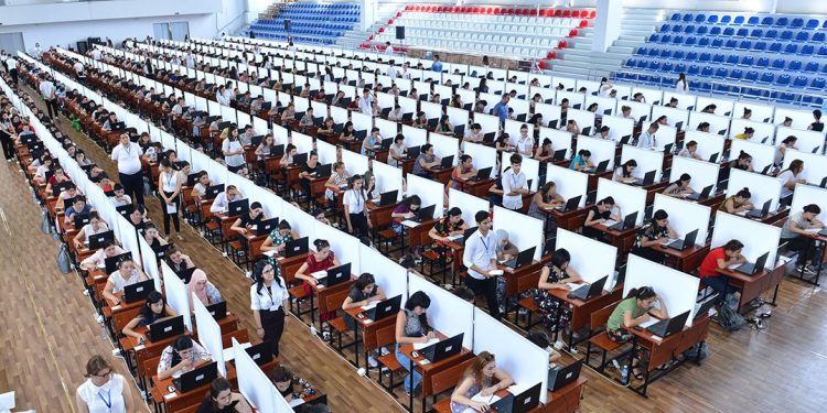 Müəllim olmaq istəyənlərin nəzərinə: İmtahanlar bu gündən keçirilir