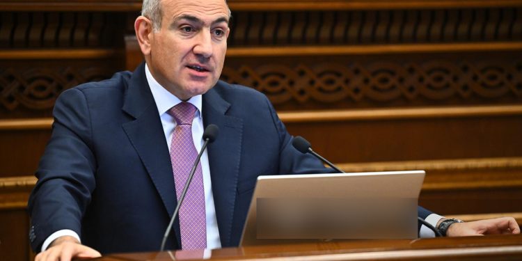 Paşinyan: Ermənistanda yetişdirilən balığı yemirəm