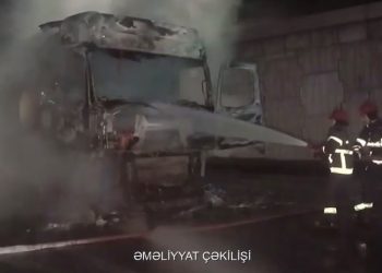 Bakı avtovağzalı yaxınlığında təhlükə: 31 ton yanacaq daşıyan avtomobildə yanğın – VİDEO