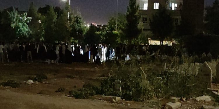 Türkiyədə qəbiristanlıqda silahlı hücum: AK Partinin üzvü öldürüldü
