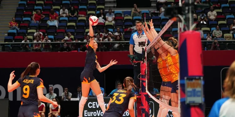 Bakıda Avropa çempionatında daha iki 5 setlik oyun keçirildi