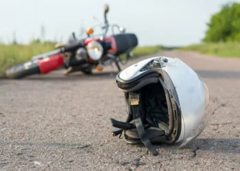 Sabirabadda avtomobil motosikletlə toqquşdu: 68 yaşlı sürücü öldü