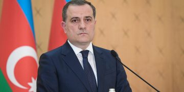 Ceyhun Bayramov Ukraynaya rəsmi səfərə gedib