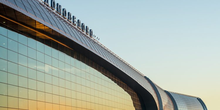 Moskva hava limanlarında uçuşlara məhdudiyyət qoyuldu