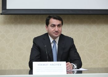 Hikmət Hacıyev: Ermənistan işğal siyasətinin yanlış olduğunu anlayıb