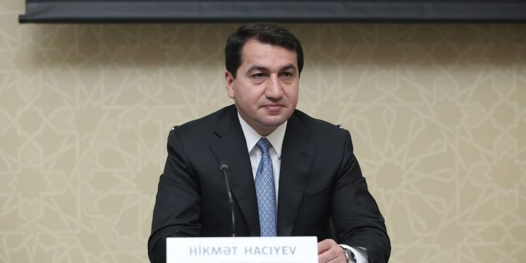 Hikmət Hacıyev: Ermənistan işğal siyasətinin yanlış olduğunu anlayıb