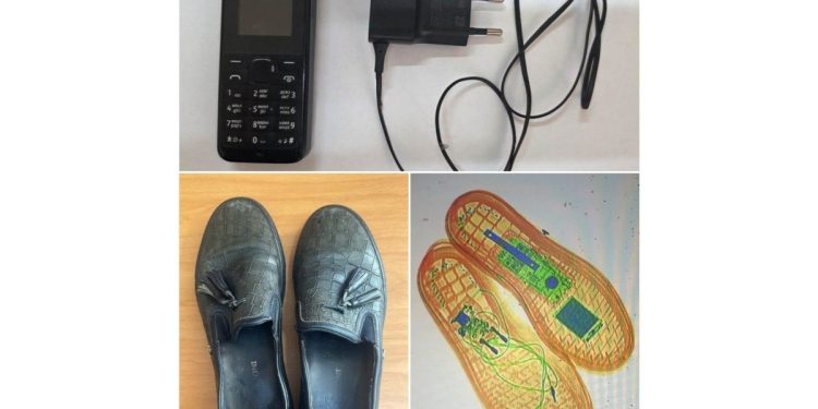Bakı istintaq təcridxanasına göndərilən sovqatdan mobil telefon aşkarlandı