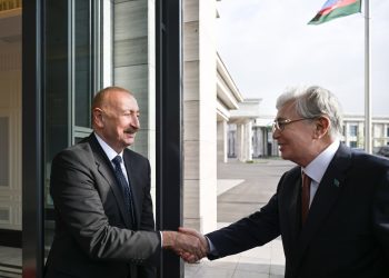 Prezident İlham Əliyevin Tokayevlə Bişkekdə görüşü başa çatıb – FOTO