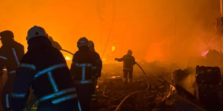 Kiyev və Zaporojyedə hücumlar: 4 ölü, 19 yaralı