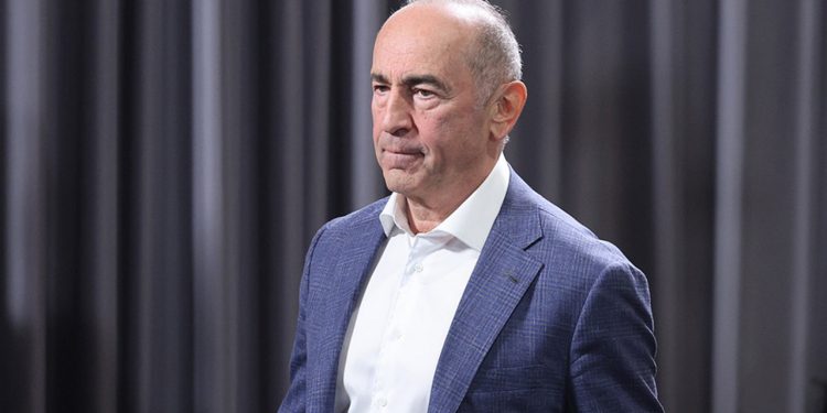 Ermənistanın sabiq prezidenti Robert Köçəryan saxlanılıb