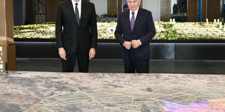 Prezident İlham Əliyev Özbəkistanın ən böyük şəhərsalma layihəsi – “Yeni Daşkənd”lə tanış olub