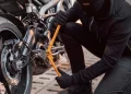 Sabunçuda moped və motosiklet oğurlayanlar saxlanıldı