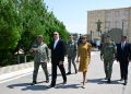Prezident İlham Əliyev Əlahiddə Ümumqoşun Orduda yeni yaradılan komando hərbi hissələrinə Döyüş bayraqlarının verilməsi mərasimində iştirak edib
