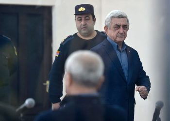 Ermənistanın sabiq prezidenti Serj Sarqsyana ölkədən çıxış qadağan edilib