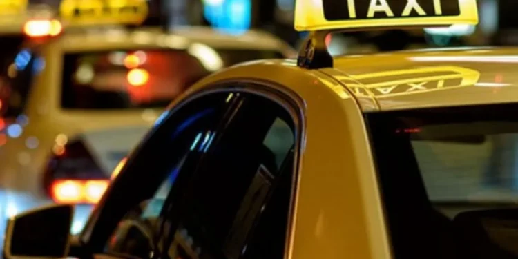 Bakıda taksi sürücüsünü bıçaqla hədələyib talayan şəxs saxlanılıb