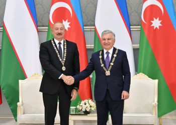 Daşkənddə Azərbaycan və Özbəkistan prezidentlərinin təltifolunma mərasimi keçirilib
