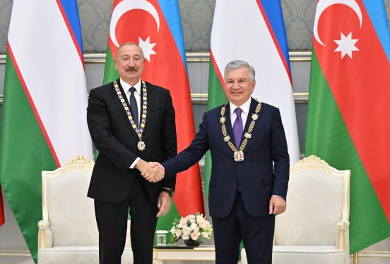 Daşkənddə Azərbaycan və Özbəkistan prezidentlərinin təltifolunma mərasimi keçirilib