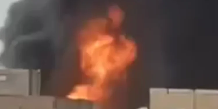Tehranda sənaye obyektində yanğın: 1 ölü, 5 yaralı