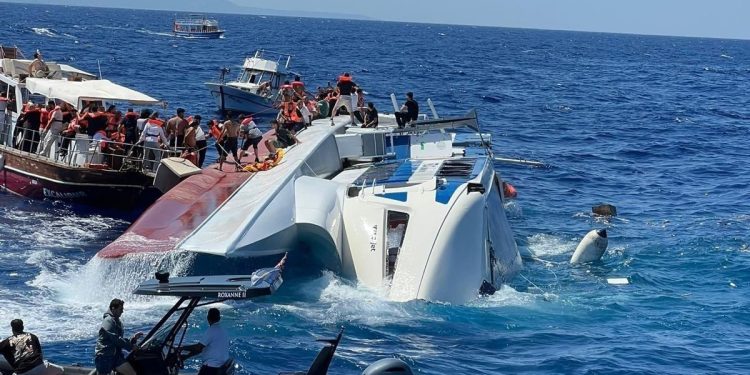 Girne sahillərində batan gəmidə ölənlərin sayı 14-ə çatıb