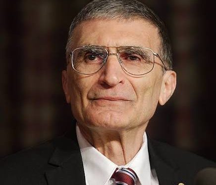 Nobel laureatı Əziz Səncər “Şöhrət” ordeninə görə Prezident İlham Əliyevə təşəkkür edib