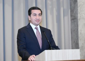 Hikmət Hacıyev: Azərbaycan və BƏƏ strateji tərəfdaşdır