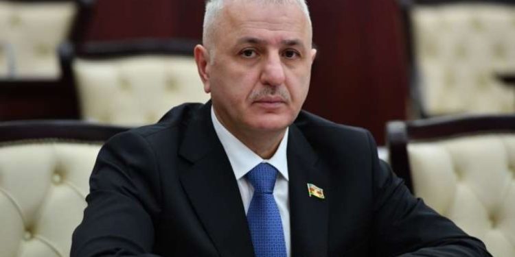 Prezident Ülvi Quliyevin təltif edilməsi ilə bağlı sərəncam imzalayıb