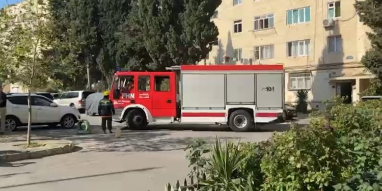 Badamdarda beşmərtəbəli binada partlayış olub – xəsarət alan var – FOTO