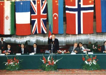 “Əsrin müqaviləsi”nin imzalanmasından 32 il ötür