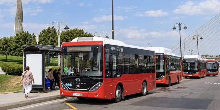 “Koroğlu”da ekspres avtobuslar üçün yeni zolaq yaradıldı