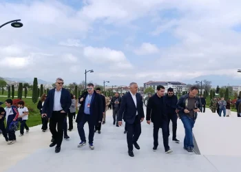 Qarabağa 150 nəfərlik diplomatik heyət səfər edib