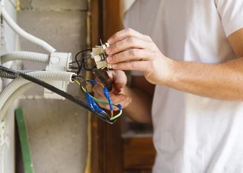 Ağdərədə 28 yaşlı kişini elektrik cərəyanı vuraraq öldürüb