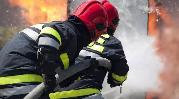 Sabunçuda 10 otaqlı evdə yanğın: 36 kvadratmetr sahə yandı