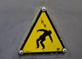 Bakıda usta elektrik cərəyanının təsirindən ölüb
