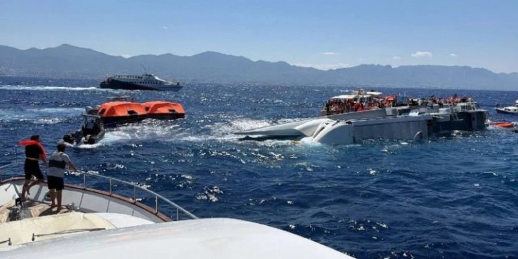 Şimali Kiprdə batan sərnişin gəmisində ölənlərin sayı 12-yə çatıb