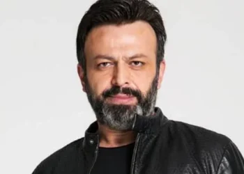 Türkiyəli aktyor Serhat Kılıç evində ölü tapılıb