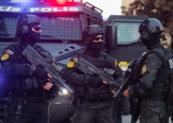 Polisə silahlı müqavimət göstərən axtarışda olan şəxs zərərsizləşdirildi